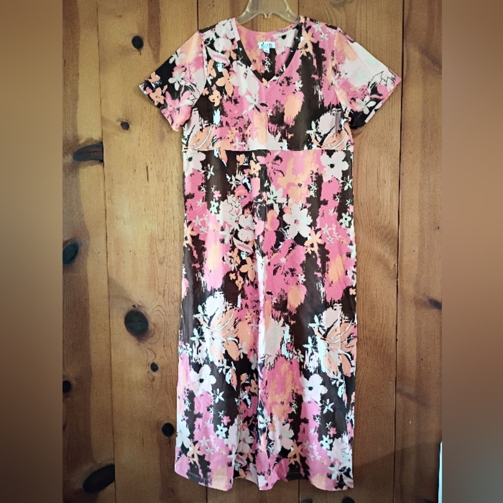 Denim&Co VNeck Empire Waist Maxi Dress Short Sleeve With Floral Print